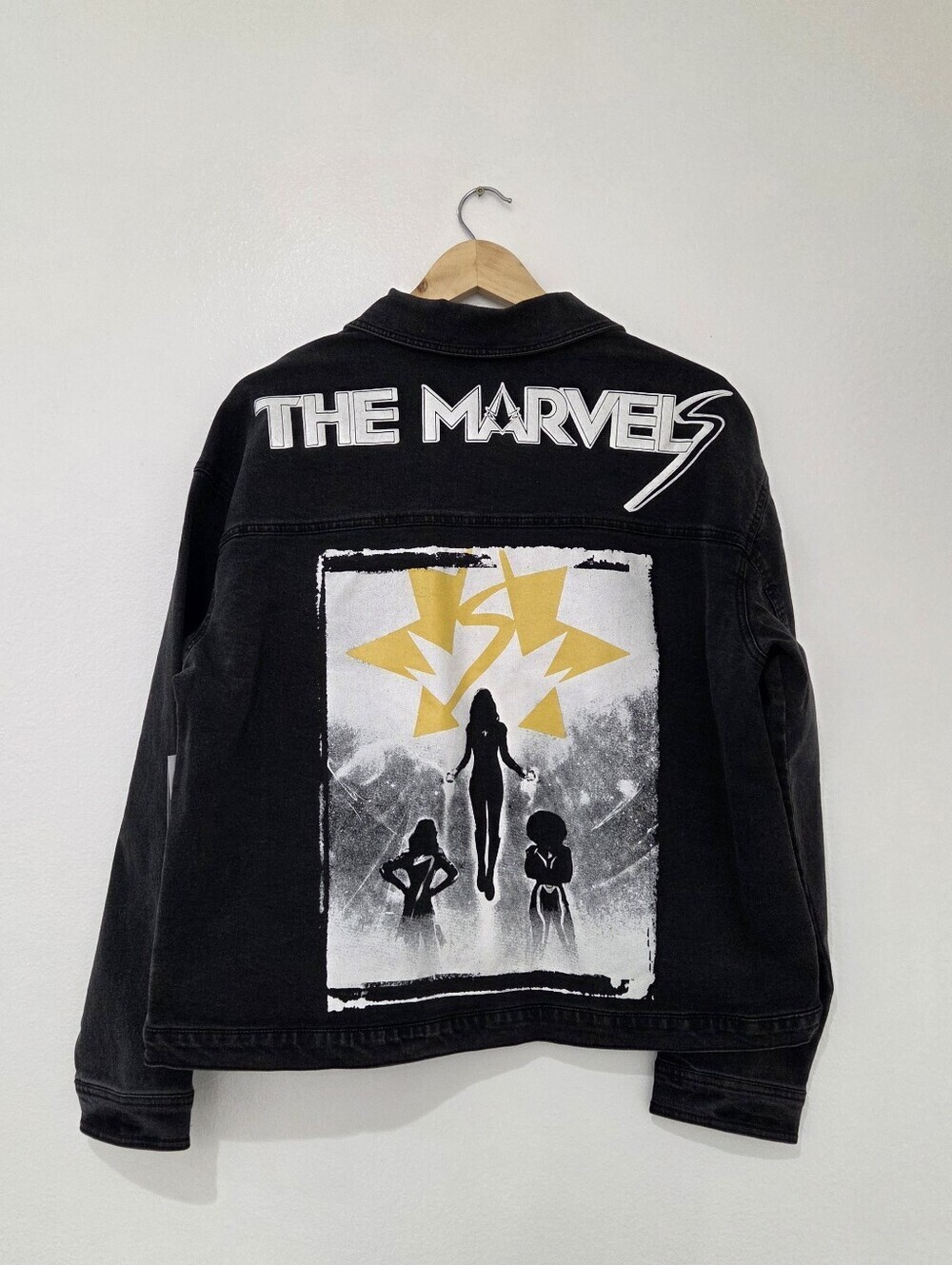 Disney The Marvels Denim Jacket - Picture 4 of 6